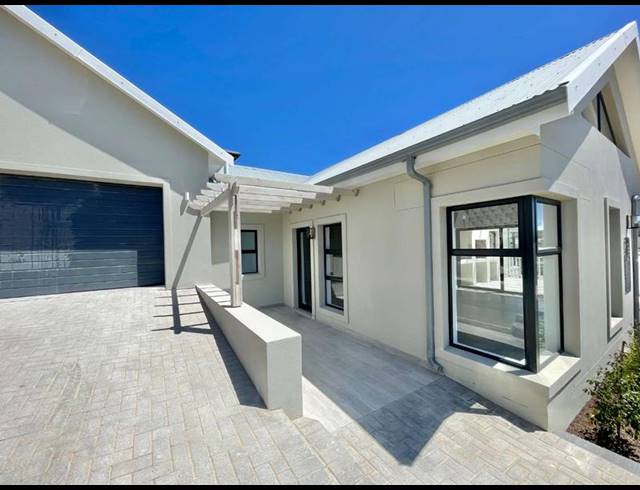 3 BEDROOM HOUSE FOR SALE IN SEEMEEU PARK